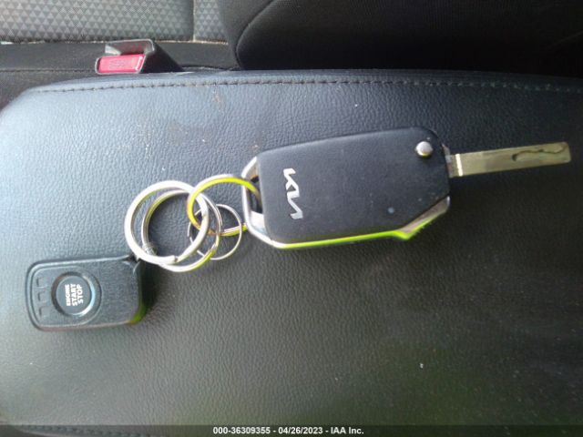 KNDJ23AU4N7156915 KIA SOUL LX