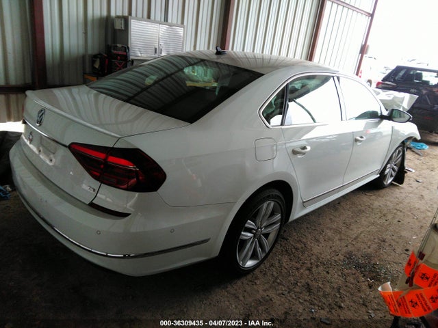 1VWCT7A31HC058065 Volkswagen Passat 1.8t Sel Premium