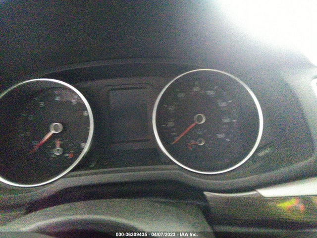 1VWCT7A31HC058065 Volkswagen Passat 1.8t Sel Premium