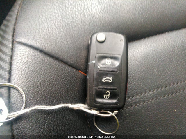 3VW4S7AJ5EM297540 Volkswagen Jetta Sedan Gli Edition 30 W/nav