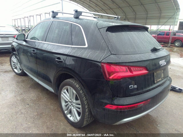WA1BNAFY8L2073875 Audi Q5 Premium Plus