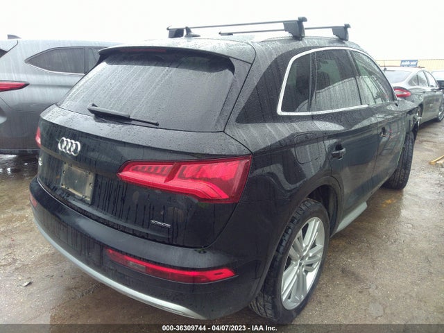 WA1BNAFY8L2073875 Audi Q5 Premium Plus