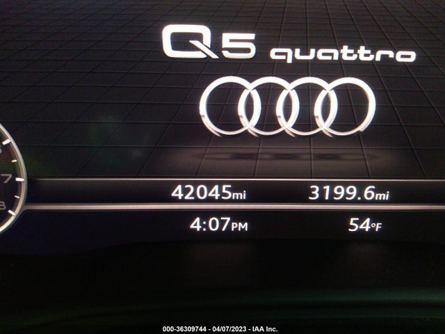 WA1BNAFY8L2073875 Audi Q5 Premium Plus