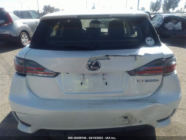 JTHKD5BH9F2233609 Lexus Ct 200h Hybrid
