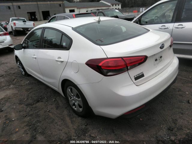 3KPFK4A7XJE263287 KIA FORTE LX