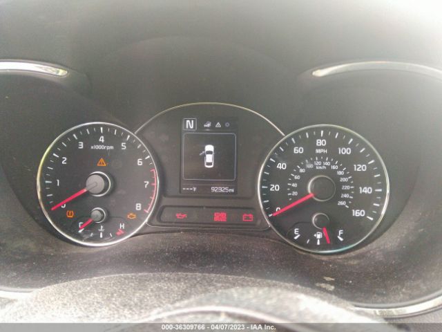 3KPFK4A7XJE263287 KIA FORTE LX