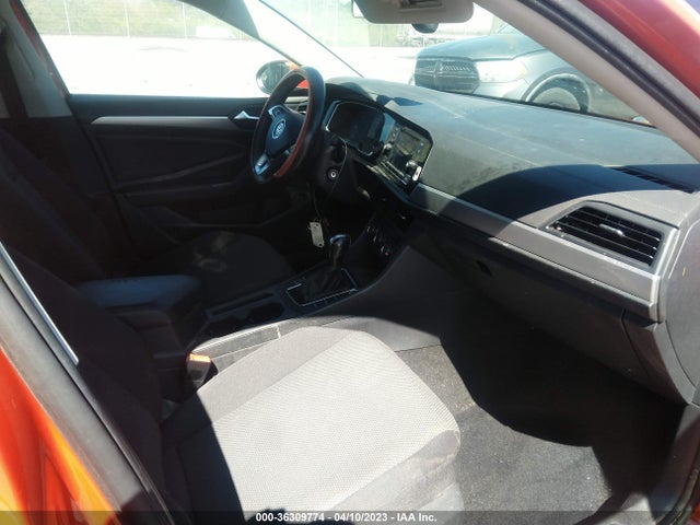 3VWC57BU1KM055884 Volkswagen Jetta S/se/r-line