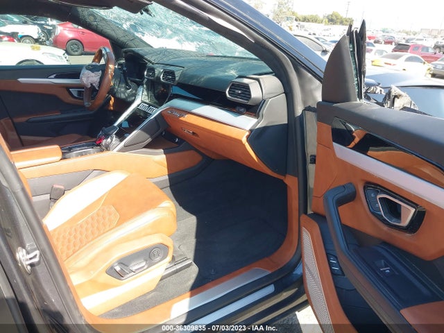 2019 Lamborghini URUS, VIN: ZPBUA1ZL9KLA01093