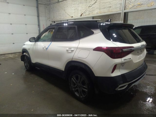 KNDEUCAA6N7296370 KIA SELTOS S