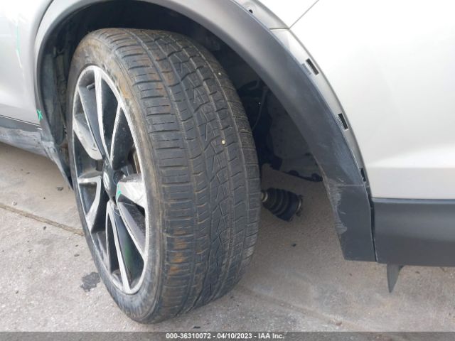 JN1BJ1CP4HW023863 Nissan Rogue Sport Sl