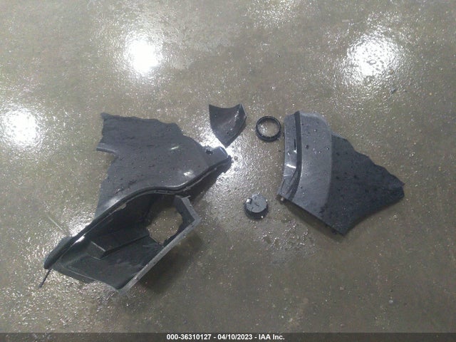 1C4PJMJS1HW565823 Jeep Cherokee Overland