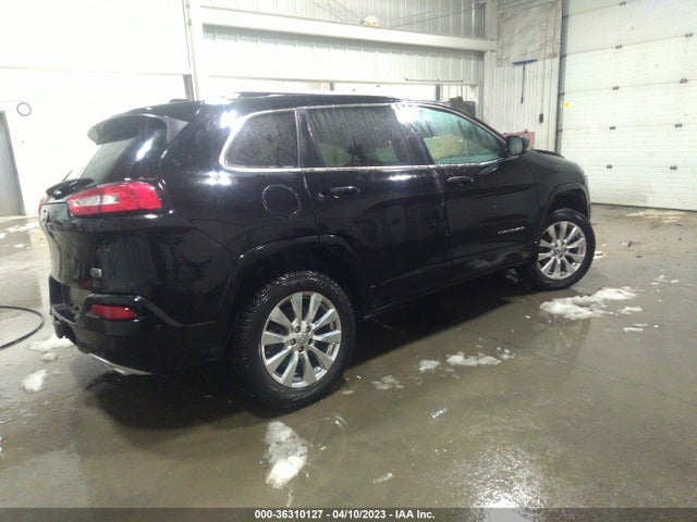 1C4PJMJS1HW565823 Jeep Cherokee Overland