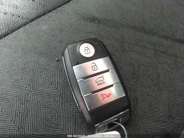 KNDCC3LC2K5233542 KIA NIRO EX