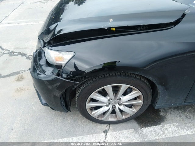 JTHBA1D25G5031585 Lexus IS 200T