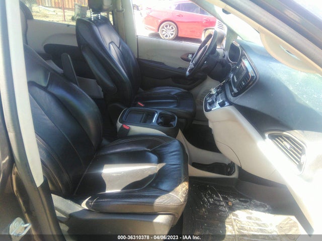 2C4RC1BG2HR620719 Chrysler Pacifica Touring-l