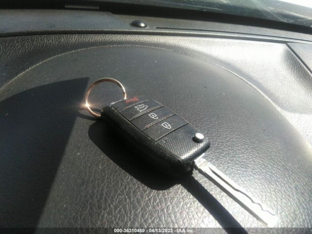 5XYKTCA64EG487869 KIA SORENTO LX