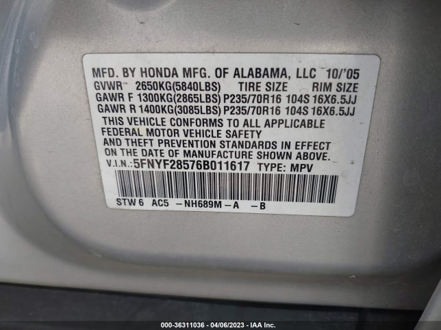 2006 HONDA PILOT EX-L VIN: 5FNYF28576B011617
