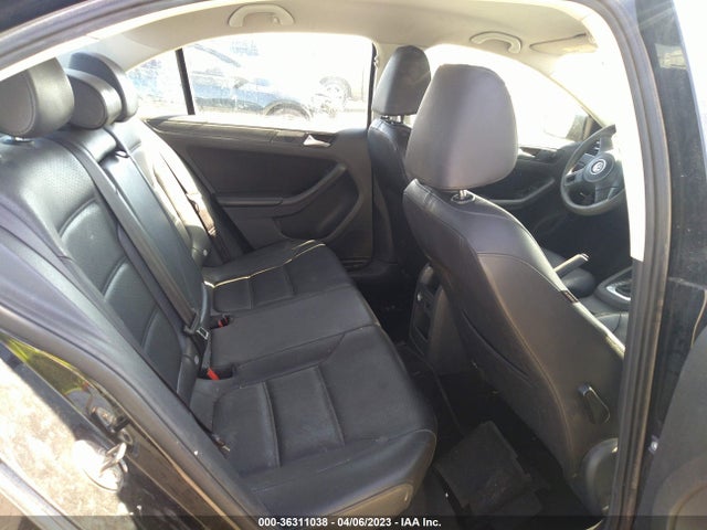 3VWD17AJ0EM363298 Volkswagen Jetta Sedan Se
