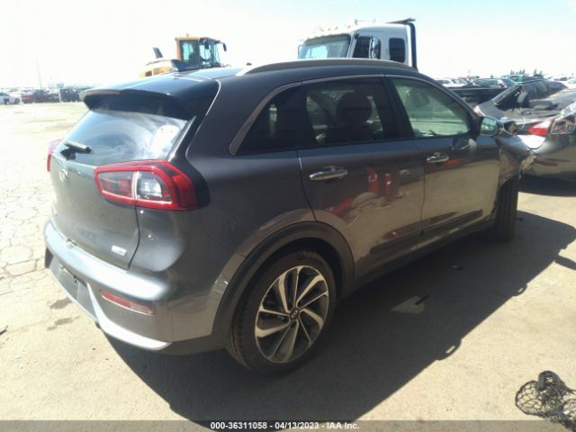 KNDCE3LC7H5095497 KIA Niro Touring