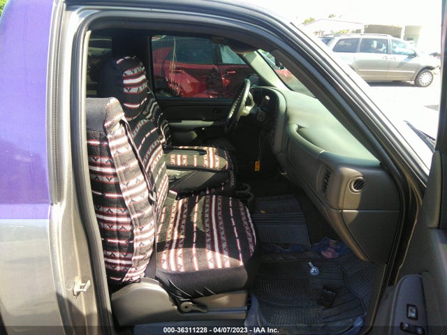 2006 GMC SIERRA 1500 SL VIN: 1GTEC14X66Z127656