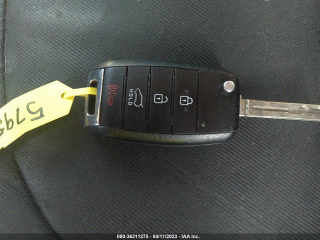 KNDJP3A5XF7192605 KIA SOUL +