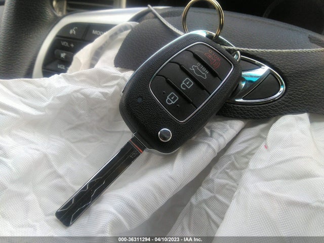 Hyundai SONATA SE 2019 5NPE24AF0KH749154 Image 3