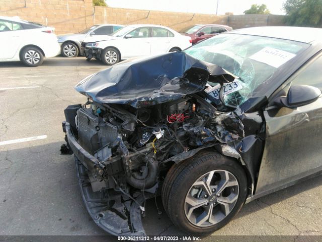 3KPF24AD3KE092096 KIA Forte Lxs