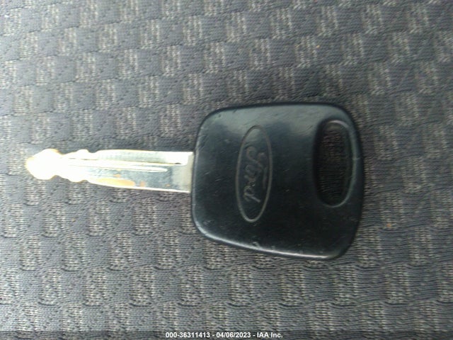 2005 FORD FOCUS S/SE/SES VIN: 3FAFP31N95R144077