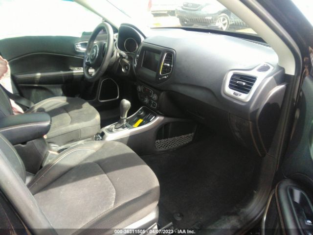 3C4NJDAB6KT595713 Jeep Compass Sport