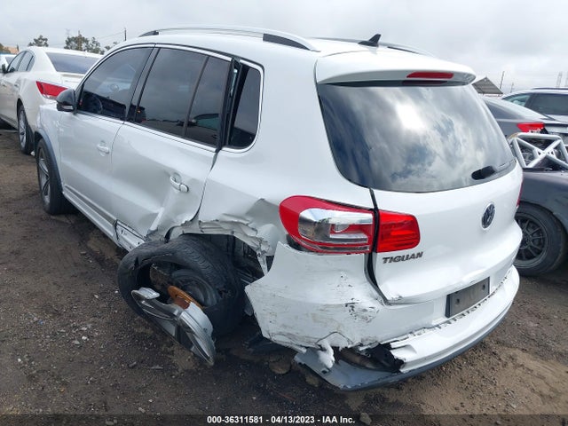 2017 VOLKSWAGEN TIGUAN SPORT VIN: WVGTV7AX3HK033444
