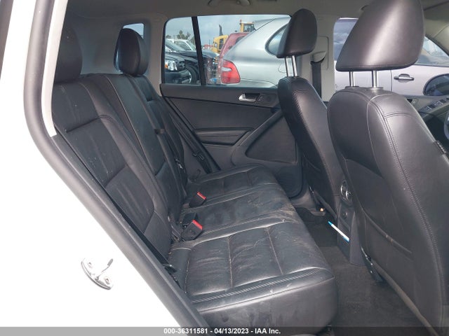 2017 VOLKSWAGEN TIGUAN SPORT VIN: WVGTV7AX3HK033444