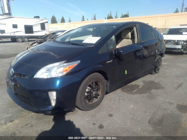Toyota Prius Four 2015 JTDKN3DU0F1989106 Image 2