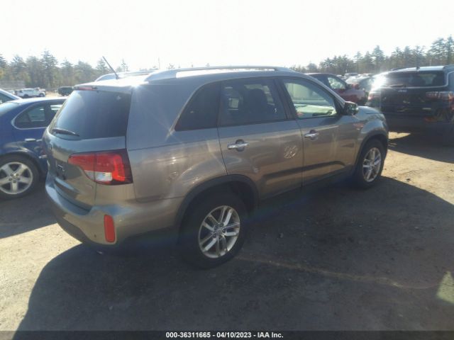 5XYKTCA63EG439828 KIA SORENTO LX