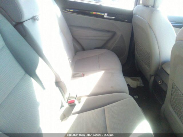 5XYKTCA63EG439828 KIA SORENTO LX
