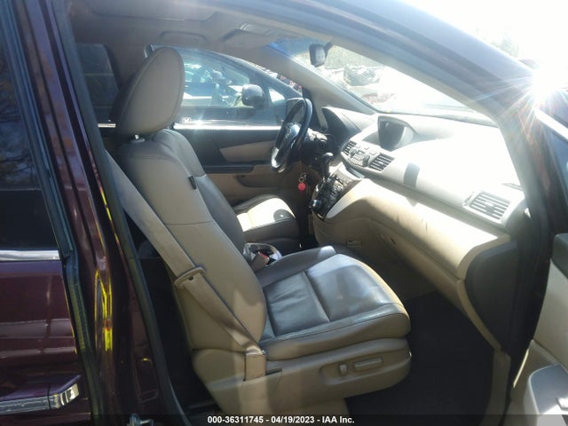 2011 HONDA ODYSSEY TOURING VIN: 5FNRL5H9XBB021845