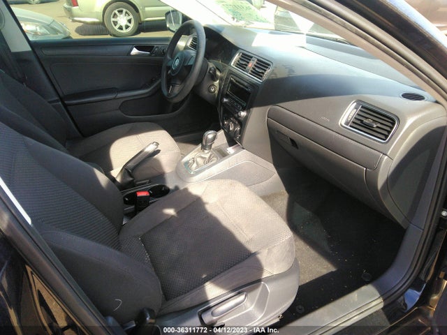 3VW2K7AJ1EM427790 Volkswagen Jetta Sedan S