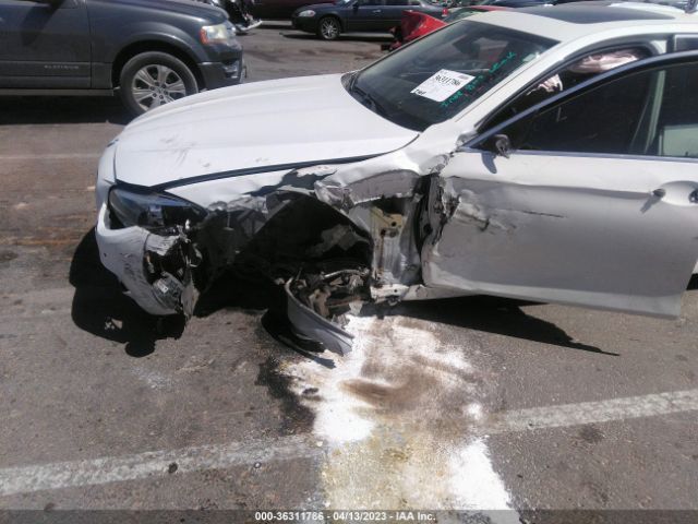 WBA5A5C5XFD519403 BMW 5 Series 528i
