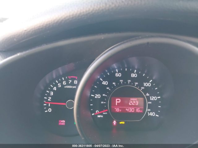 KNDJP3A50G7323896 KIA SOUL +