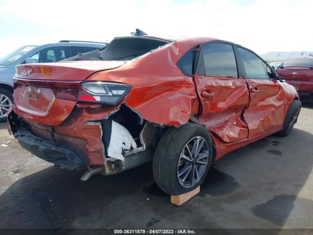 3KPF24ADXPE515828 KIA Forte Lxs