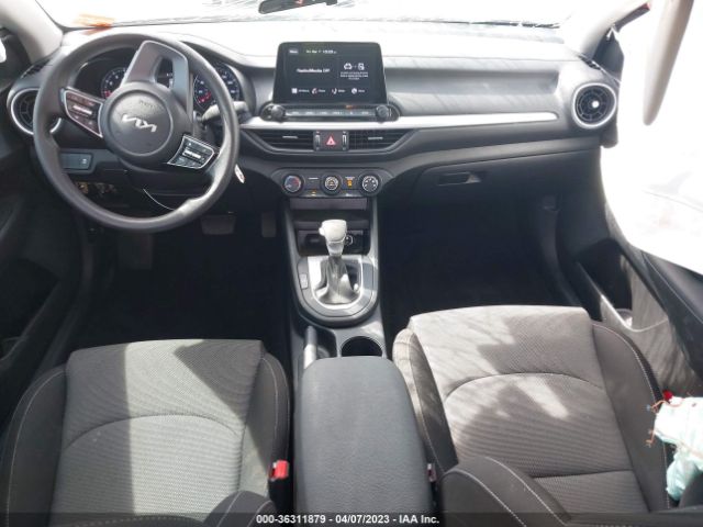3KPF24ADXPE515828 KIA Forte Lxs