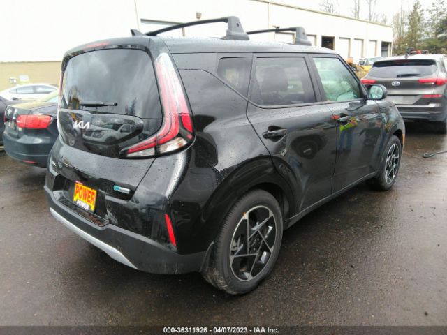 KNDJ33AU2P7870431 KIA SOUL EX