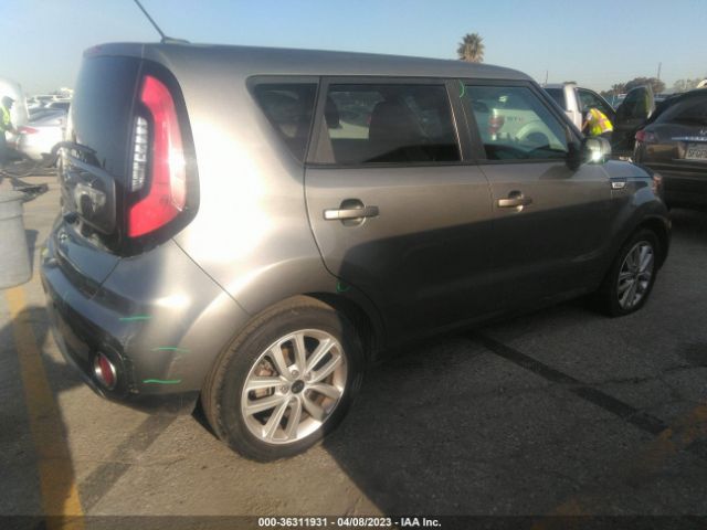 KNDJP3A50J7559312 KIA SOUL +