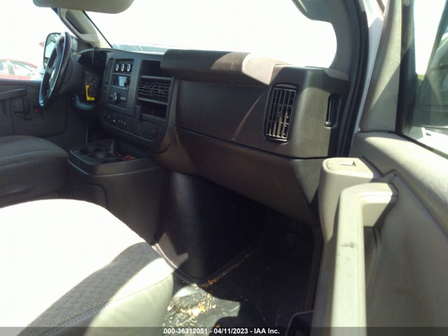 Chevrolet EXPRESS CARGO VAN 2020 1GCWGAFGXL1273770 Image 5