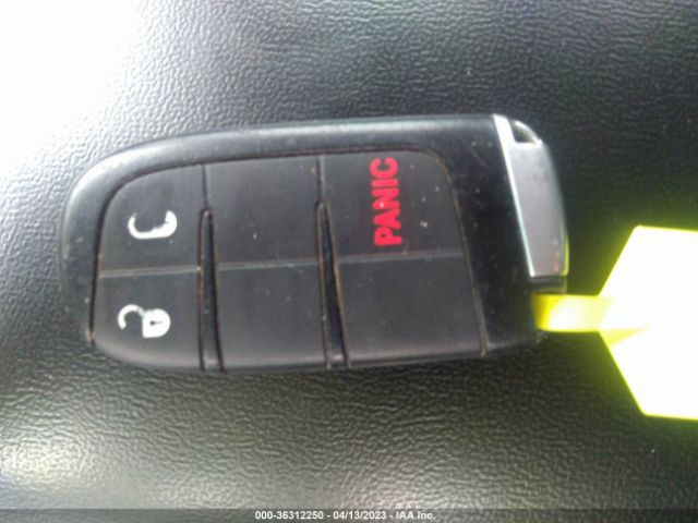 3C4PDCAB5JT529078 Dodge JOURNEY SE