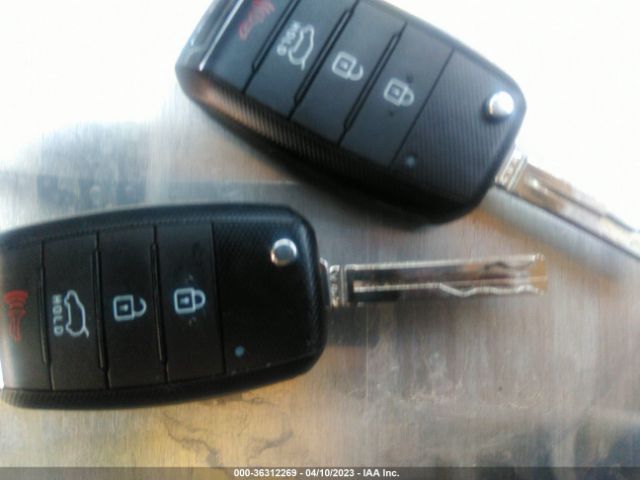 KNDJX3A59G7842963 KIA Soul !