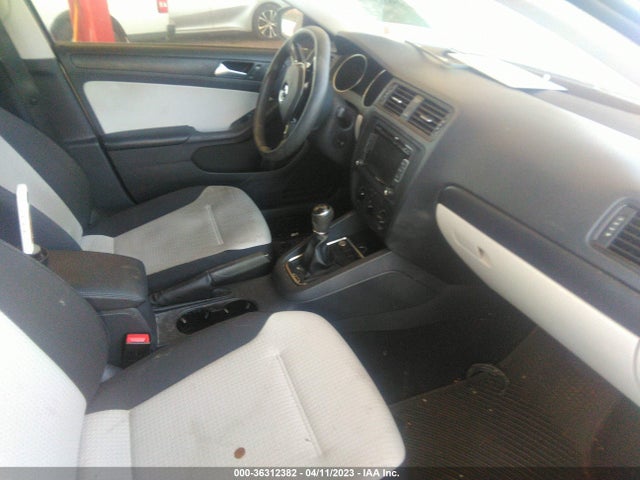 3VW1K7AJXFM222689 Volkswagen Jetta Sedan 2.0l S W/technology