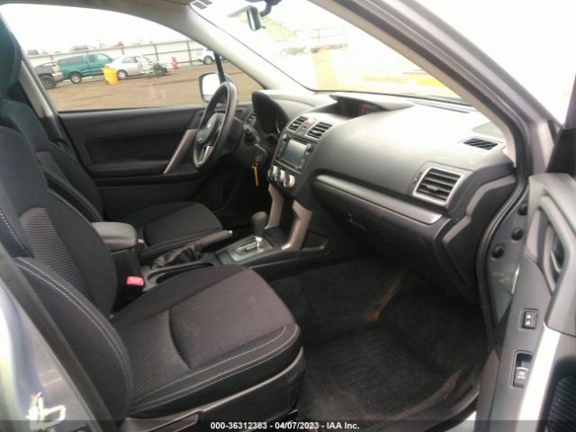 JF2SJABC0HH557783 Subaru Forester