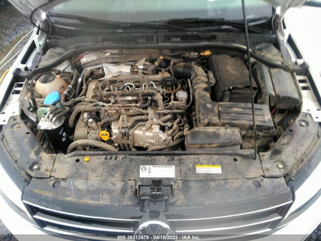 3VWLA7AJ9FM418344 Volkswagen Jetta 2.0l Tdi Se