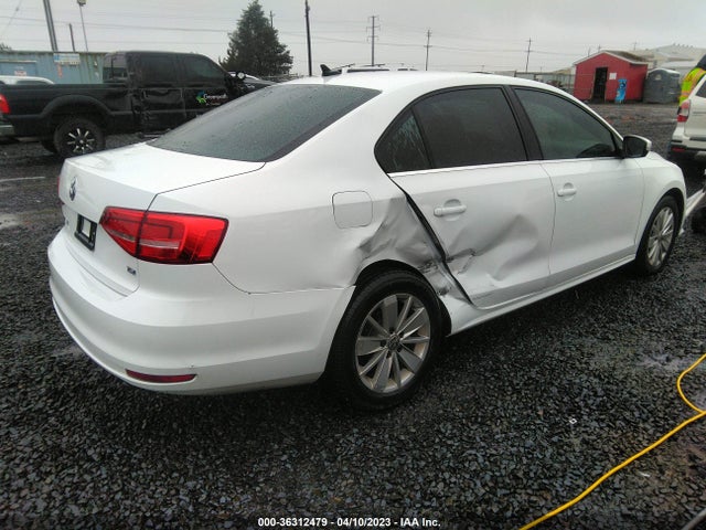 3VWLA7AJ9FM418344 Volkswagen Jetta 2.0l Tdi Se