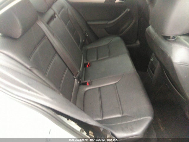 3VWLA7AJ9FM418344 Volkswagen Jetta 2.0l Tdi Se